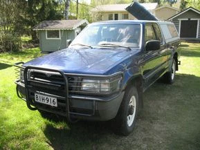 Mazda B2500