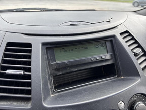 Mitsubishi Grandis