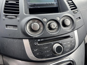 Mitsubishi Grandis