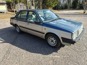 Datsun-Nissan Sunny