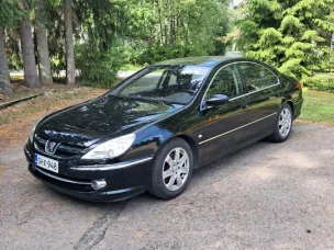 Peugeot 607