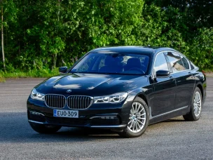 BMW 740