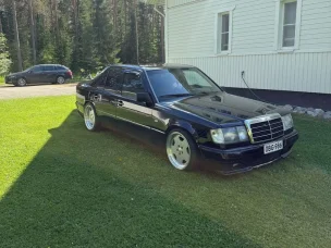 Mercedes-Benz 300