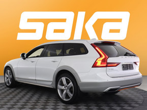 Volvo V90 Cross Country