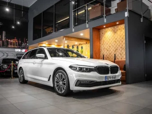 BMW 518