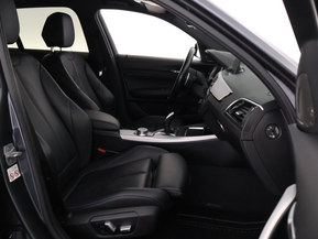 BMW M140i