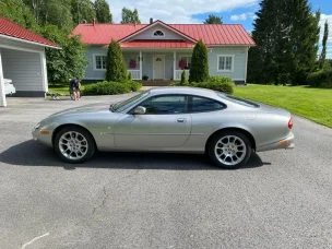 Jaguar XKR