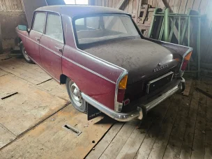 Peugeot 404
