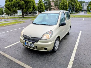 Toyota Yaris Verso