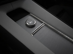 Polestar 4