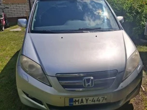 Honda FR-V