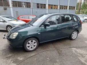 Suzuki Liana
