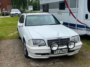 Mercedes-Benz C 220