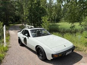 Porsche 924