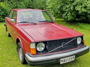 Volvo 242