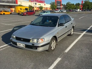 Toyota Carina E