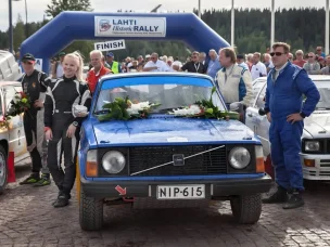 Volvo 242