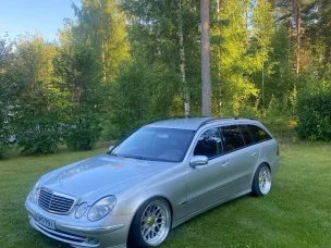 Mercedes-Benz 270