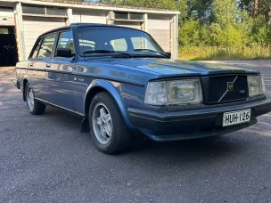 Volvo 244
