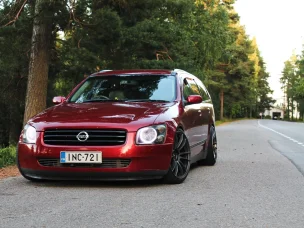 Nissan Stagea