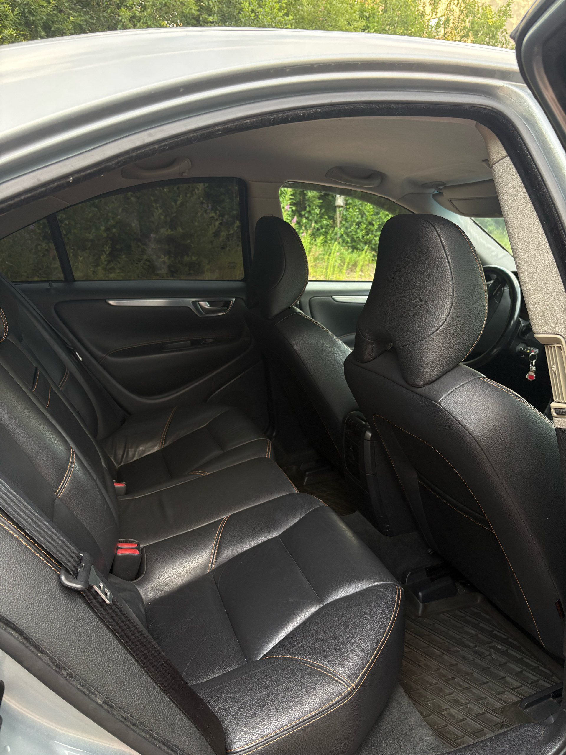 Volvo S60 2,4D Platinum aut 2008, photo 7/14