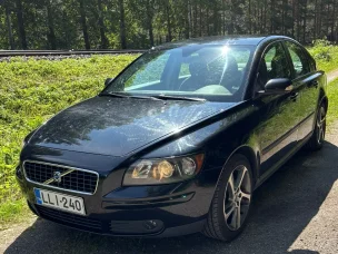 Volvo S40