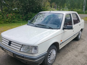 Peugeot 309