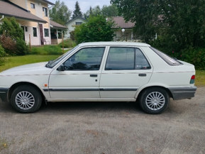 Peugeot 309