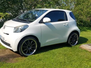 Toyota Iq