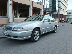 Volvo S70