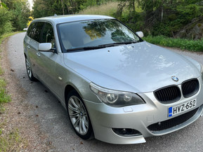 BMW 525