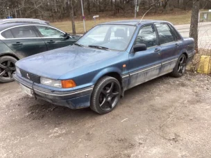 Mitsubishi Galant