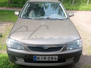 Mazda 323F
