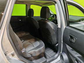 Nissan Qashqai+2