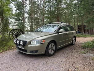Volvo V50