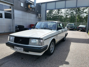Volvo 240