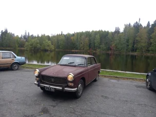 Peugeot 404