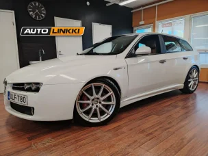 Alfa Romeo 159