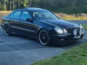 Mercedes-Benz 280