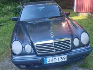 Mercedes-Benz 420
