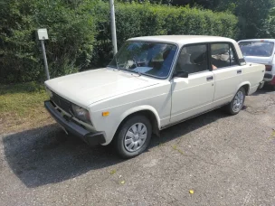 Lada 2105