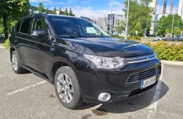 Mitsubishi Outlander PHEV