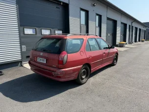 Peugeot 306