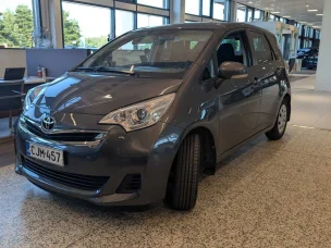 Toyota Verso-S