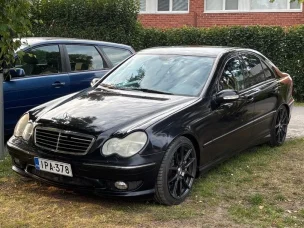 Mercedes-Benz C 32 AMG