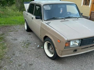 Lada 1200