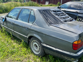 BMW 730