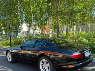 Jaguar XK8