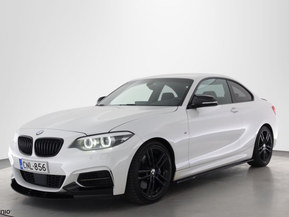 BMW M240i