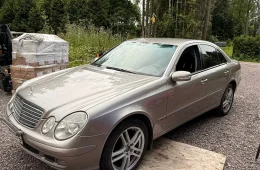 Mercedes-Benz E 220